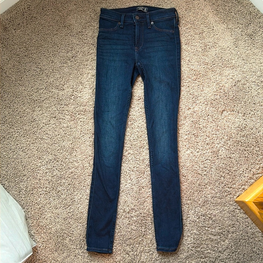 Abercrombie & fitch mid rise jean leggings size 24/00
